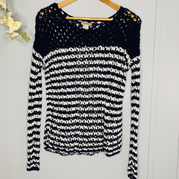 Lucky Brand Sweaters - Lucky Brand Knit Sweater M
